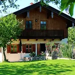 Beim Grafen Apartman